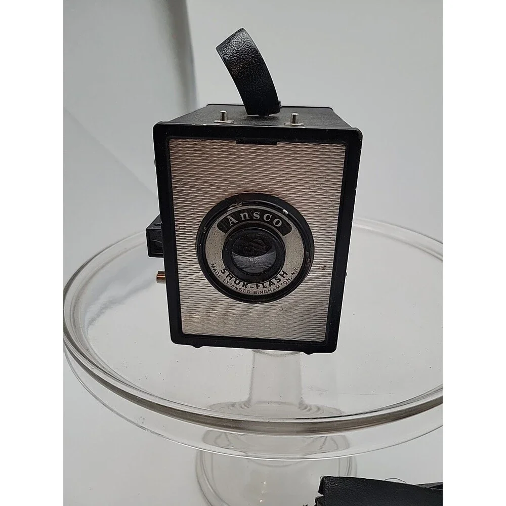 2 Vintage KODAK Six-20 BROWNIE Junior Box Camera For 620 Film & Ansco Shur-flash